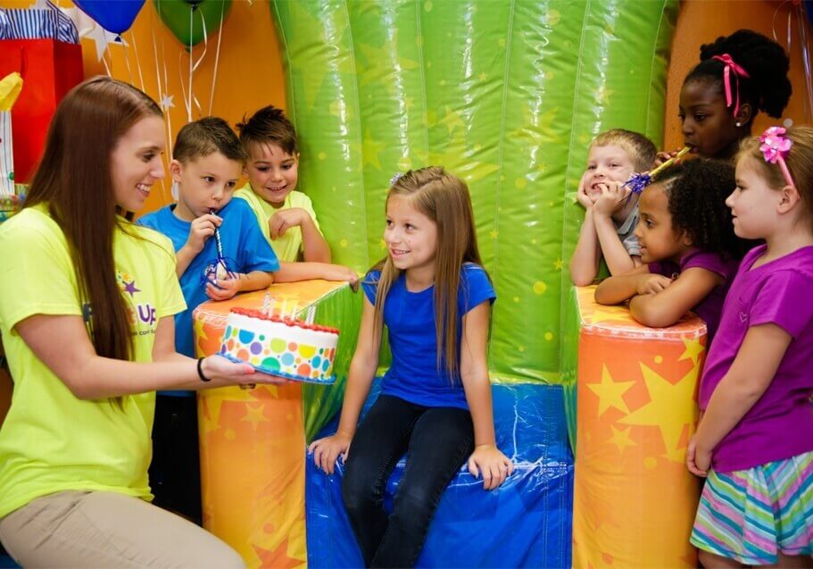 Kids Birthday Party Place | Indoor Bounce House | Pump It Up